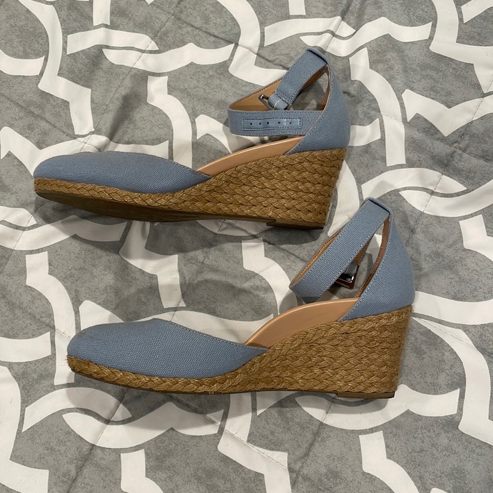 Vionic Baby Blue Summer Wedge Size 10